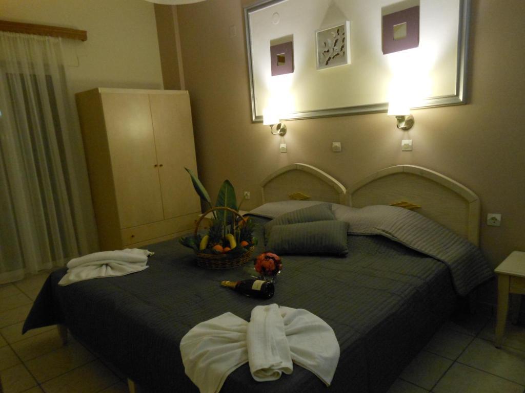 Jechrina Aparthotel Kato Daratso Bilik gambar